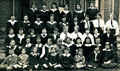 Kilbreda students, c1915 [picture].