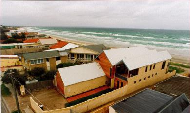 Houses built on foreshore of Mordialloc Beach.