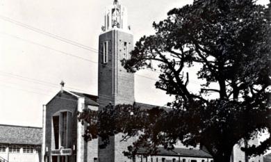 St Patrick's Roman Catholic Church in Mentone with bell tower, c1960 [picture].