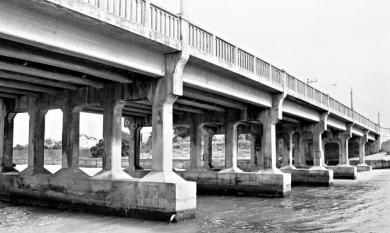 Patterson River bridge 1988 [picture].