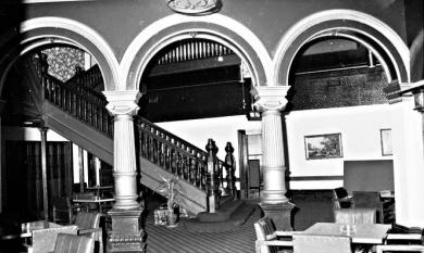 Staircase in the Mentone Hotel [Picture].
