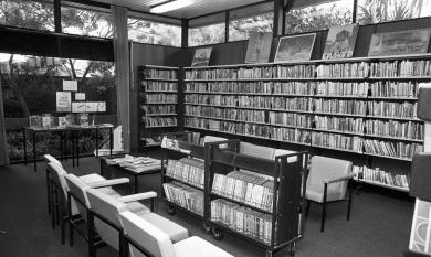 Chelsea Library, December 1987 [picture].