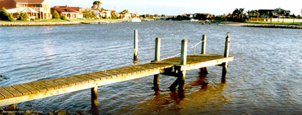 Jetty at Patterson Lakes 1997 [picture].