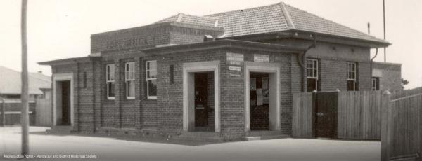Mentone Post Office in Florence Street Mentone [picture].