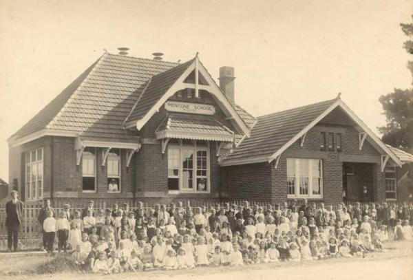 Mentone State School, 1921 [picture].