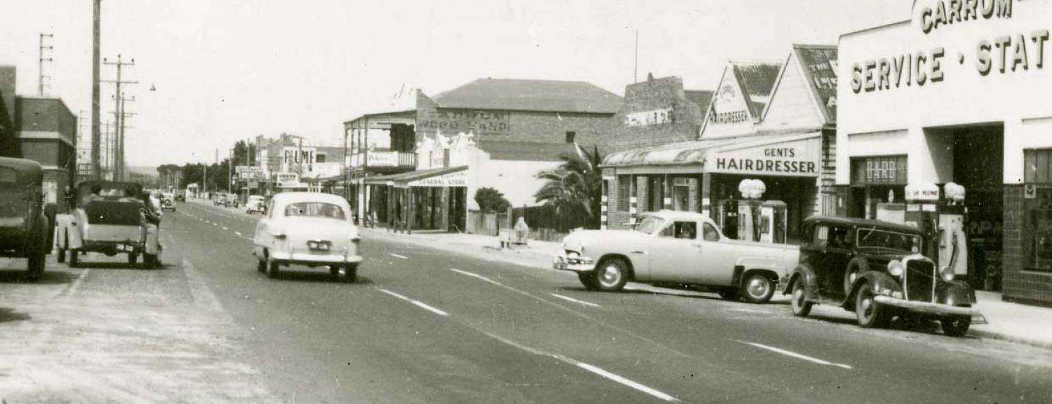 Point Nepean Road, Carrum with garage, hair dresser and shops. C1950 [picture].